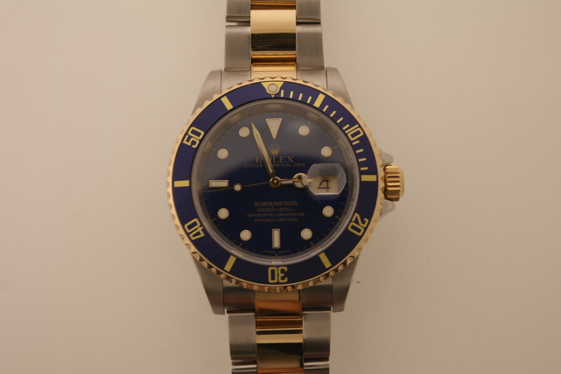 Mens Rolex Submariner 18K Steel 16613 Y Serial  