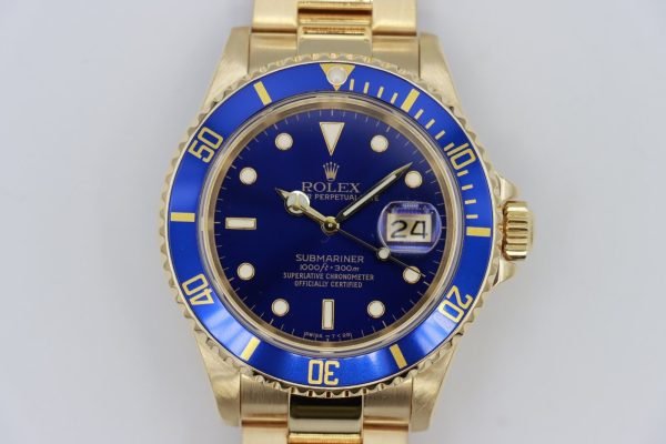 Rolex Submariner 16618 Sunburst Blue Dial & Bezel 18K Yellow Gold Oyster Pin Band Circa 1989