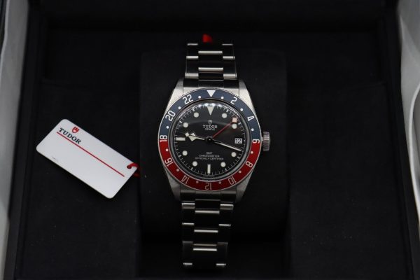 Tudor Black Bay GMT 79830RB Pepsi Oyster Rivet Band Box & Papers Year 2020 - Image 10