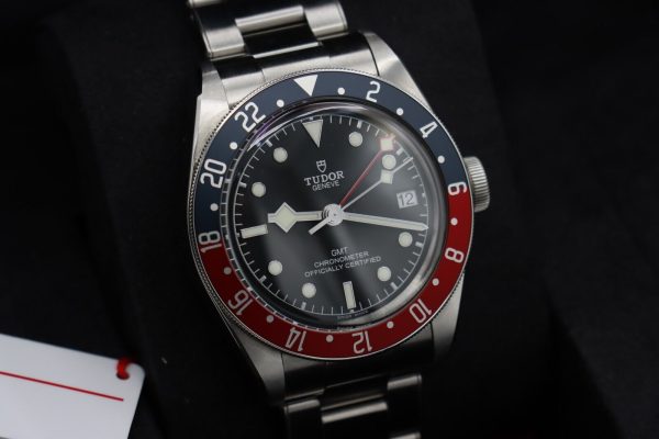 Tudor Black Bay GMT 79830RB Pepsi Oyster Rivet Band Box & Papers Year 2020 - Image 11