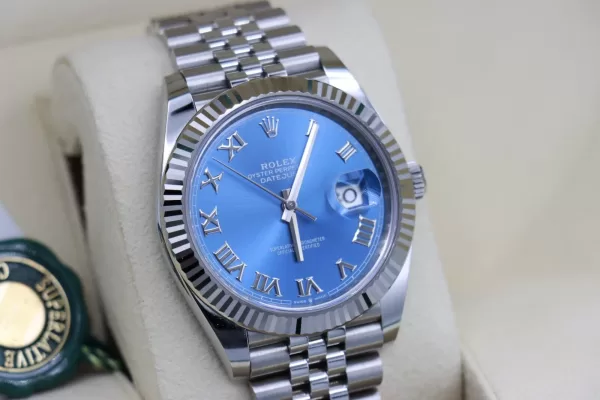 Rolex Datejust 41 126334 Blue Azure Roman Dial Jubilee Band Box & Papers 2021 - Image 10