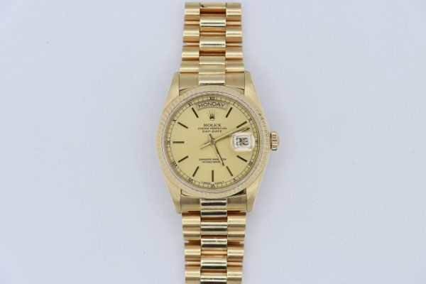 Rolex Day-Date 18038 Champagne Stick Dial 18K President Band 36mm Circa 1988 - Image 2