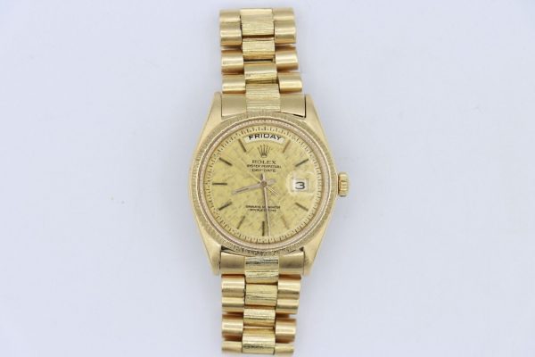 Rolex Day-Date 1807 Champagne Linen Dial 18K Barked President Circa 1972 - Image 2