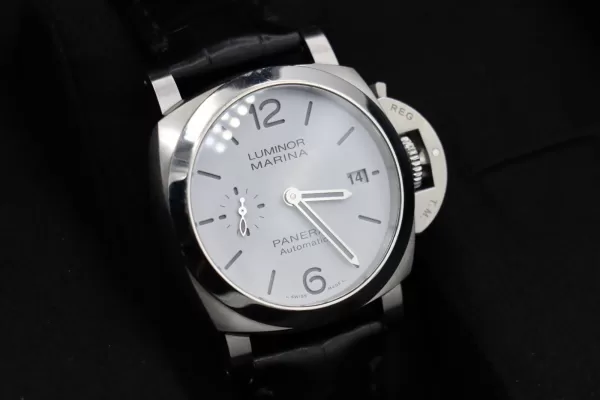 Panerai Luminor Marina Quaranta PAM01271 White Dial 40mm Box & Papers Year 2024 - Image 5